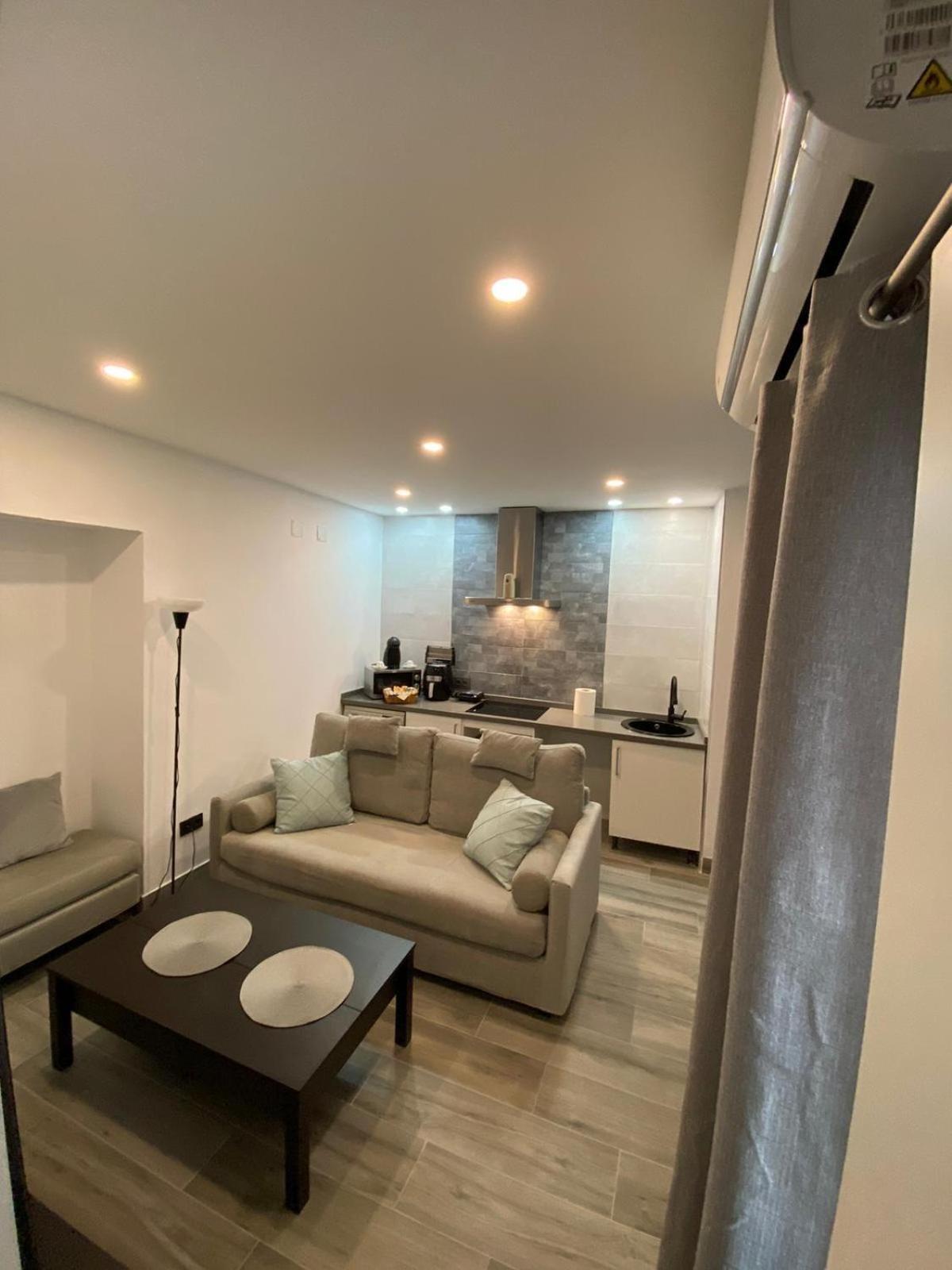 El Rincon De Carmen Apartment เฮเรซ เด ลาฟรอนเตรา ภายนอก รูปภาพ